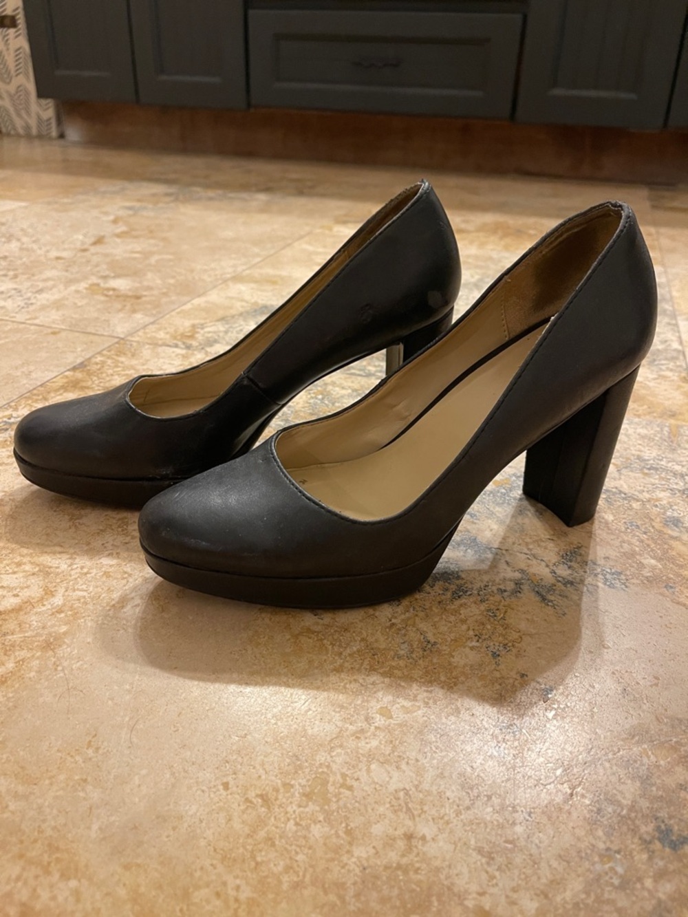 Black Platform heel Women's Heels Berlin naturalizer size 9 flight attendant